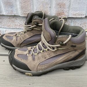 Vasque Aloha GTX Vibram Goretex Trail Hiking Boots